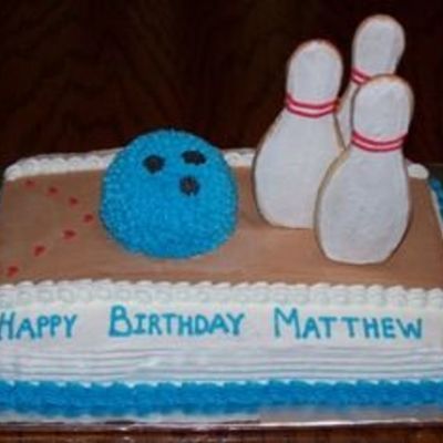 3D Bowling Cake