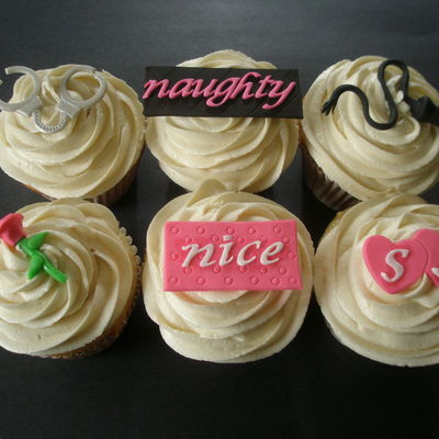 Naughty Or Nice Cupcakes