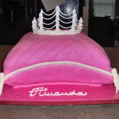 Princess Tiara Cake
