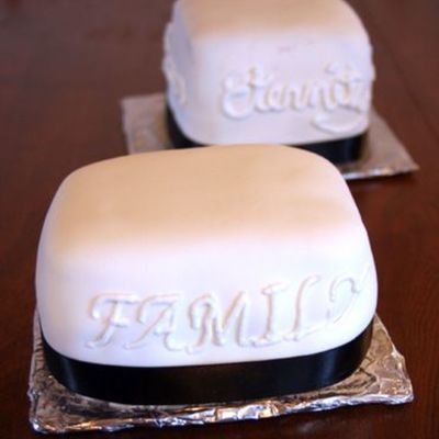 Practice Mini Square Wedding Cake