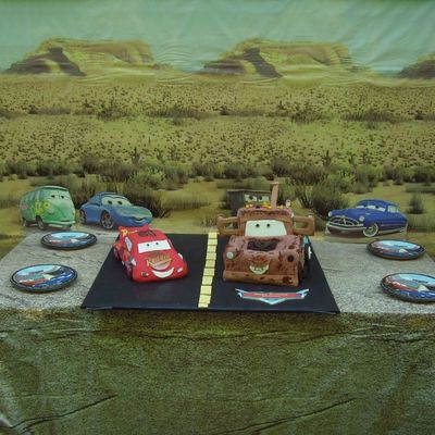 Lightning Mcqueen & Mater