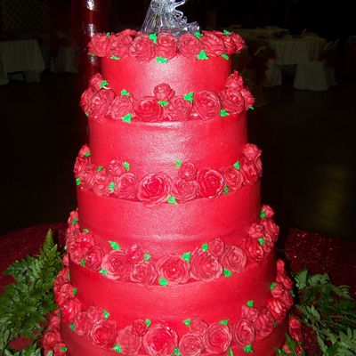 Red Rose Wedding Cake