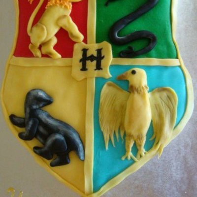 Hogwarts Crest