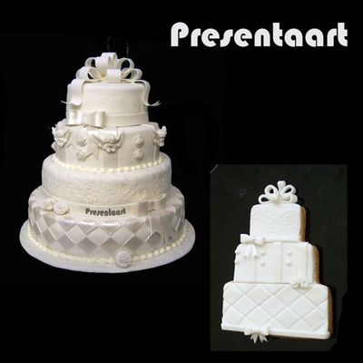 Cookie Decorated Like Wedding Cake