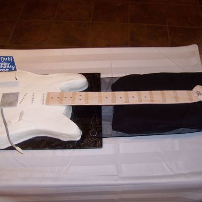 Fender Stratocaster Cake