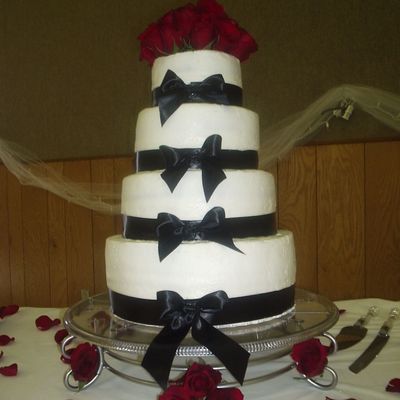 Fresh Red Roses And Black Satin Ribbon