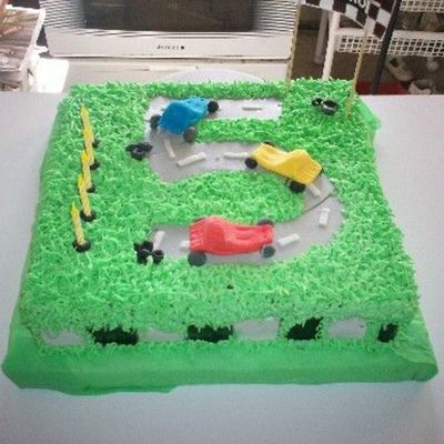 Car Cake