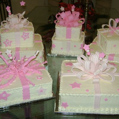 Pasteles De Mantequilla Con Fondant