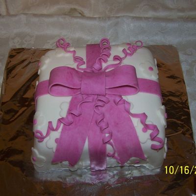Gift Box Cake