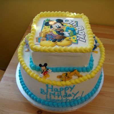 Mickey Mouse Cake