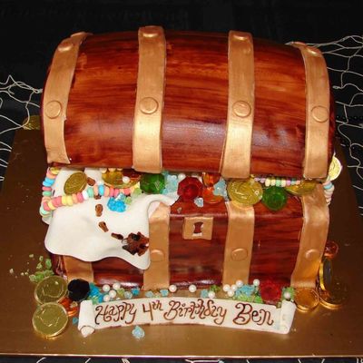 Treasure Chest Cake