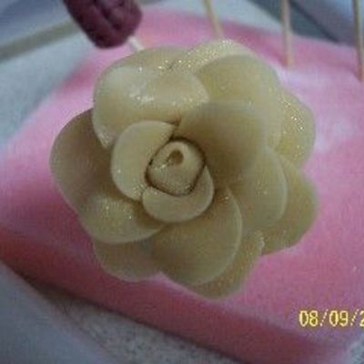 Fondant Rose