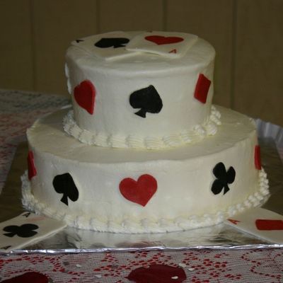 Poker Grooms Cake