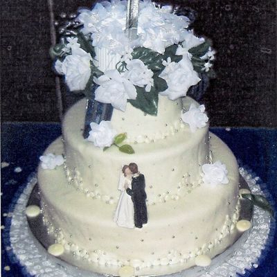 Vegas Wedding Cake