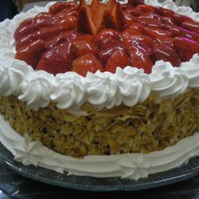 Strwbery Cake