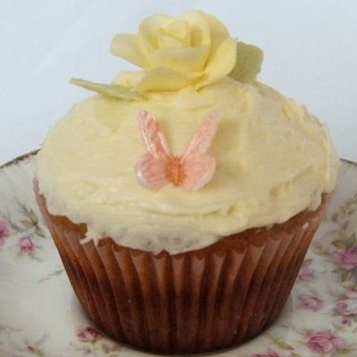 Rose & Butterfly Cupcake