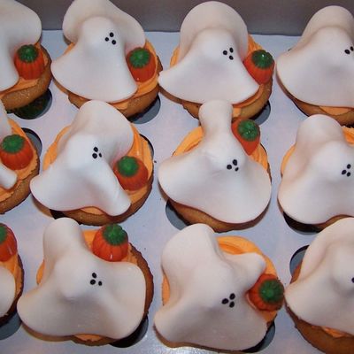 Ghost Cupcakes