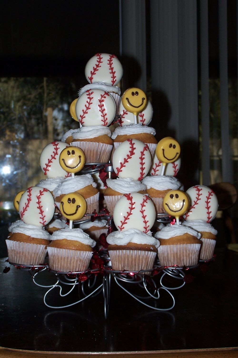 Baseball Cupcakes