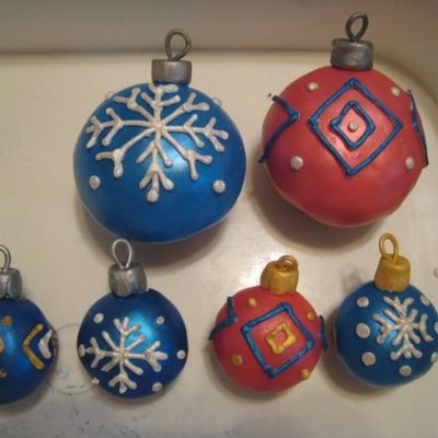 Ornament Cupcakes