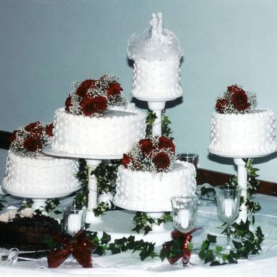 Donna Marie's Wedding Cake