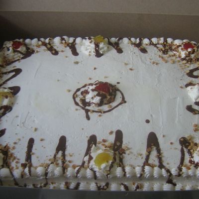 Banana Split Cake