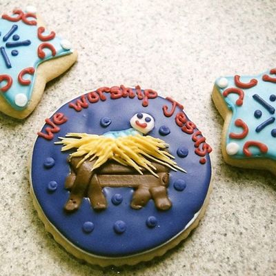 Jesus Is Born On Christmas Day Cookies!