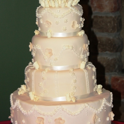 Ivory Wedding Cake