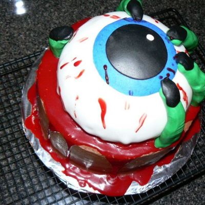 Eyeball Cake
