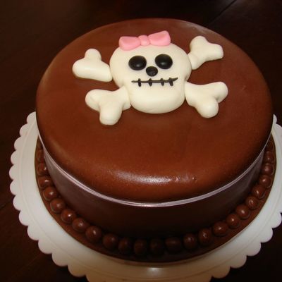 Skull Head With Pink Bow