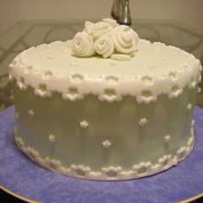 Fondant Cake Light Green With White Lace Border