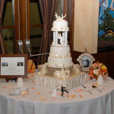 Seashell Wedding Cake