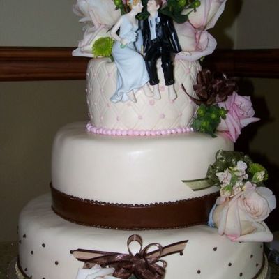 Pink, Green And Brown Wedding
