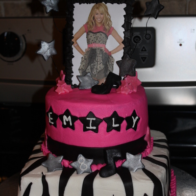 Hannah Montana Cake