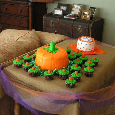 Pumpkin Patch Cake