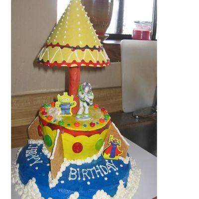 Buzz Light Year Cake