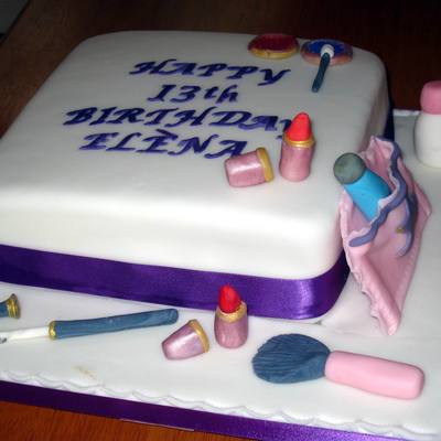 Make Up Cake