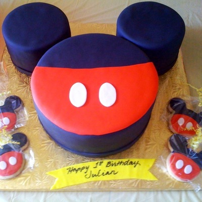 Mickey Cake And Matching Cookies