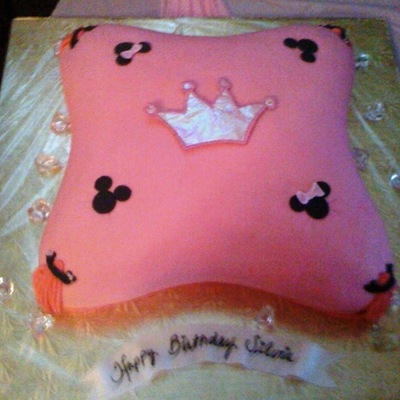 Princess Mickey Minnie Pillow Cake
