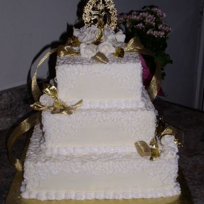 Golden Anniversary Cake #1