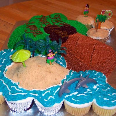Luau Cake