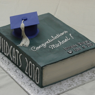 Graduation Yearbook Cake