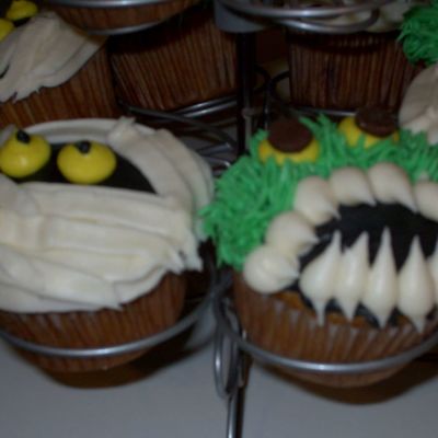 Mummy & Monster Cupcakes
