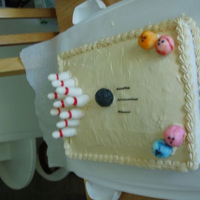 Bowling Birthday Cake