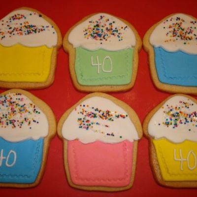 Cupcake Shape Birthday Cookies