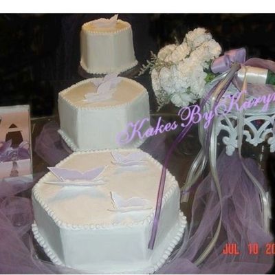 Hex 3-Tiers With Colorflow Butterflies