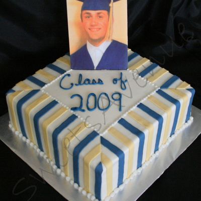 Male Graduation Cake