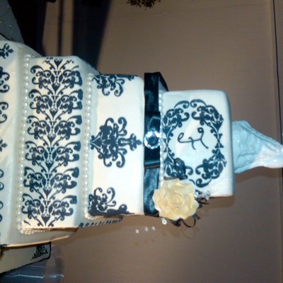 Stenciled Wedding Cake