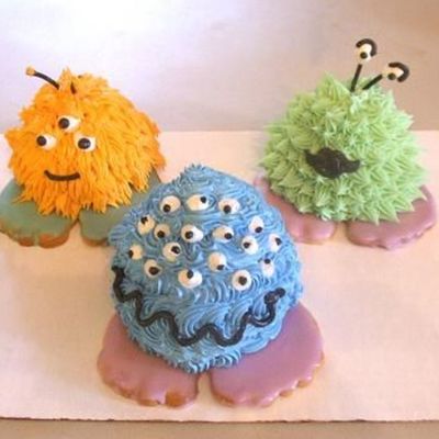 More Aliens
