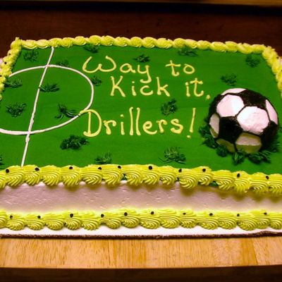 Soocer_Cake_10-06_1.jpg