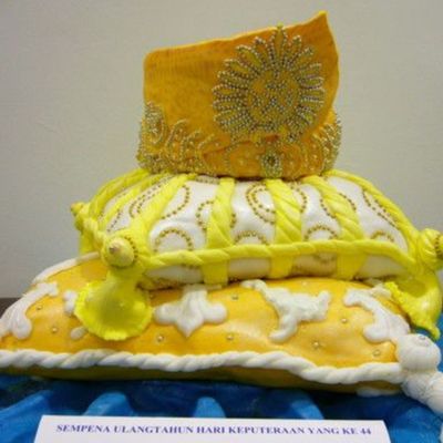 The Malaysia Royal King's Crown